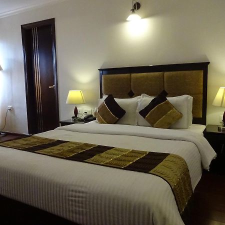 R.J.Resorts Darjeeling  Luaran gambar