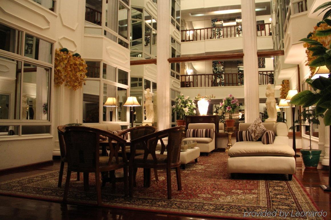 R.J.Resorts Darjeeling  Dalaman gambar