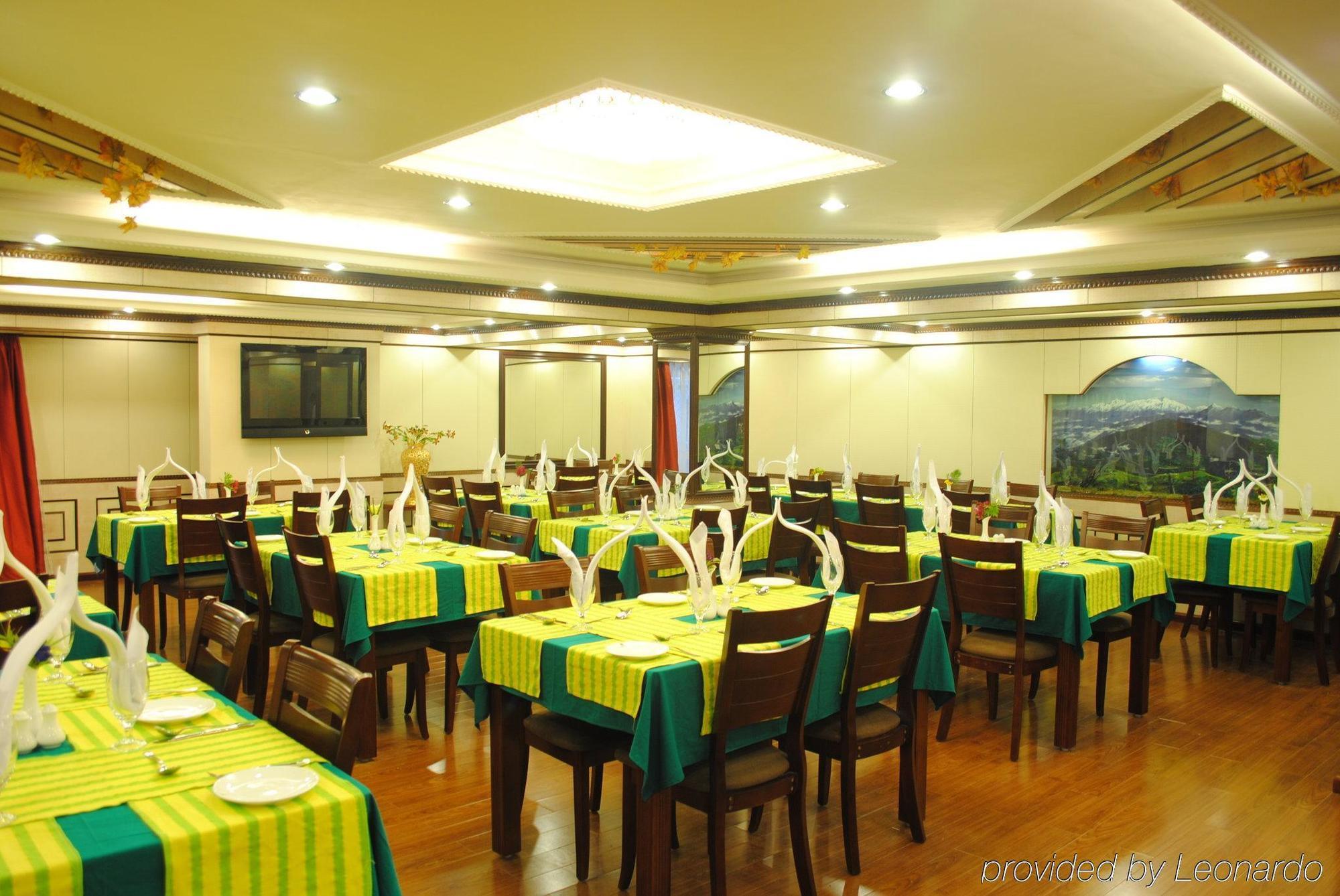 R.J.Resorts Darjeeling  Restoran gambar