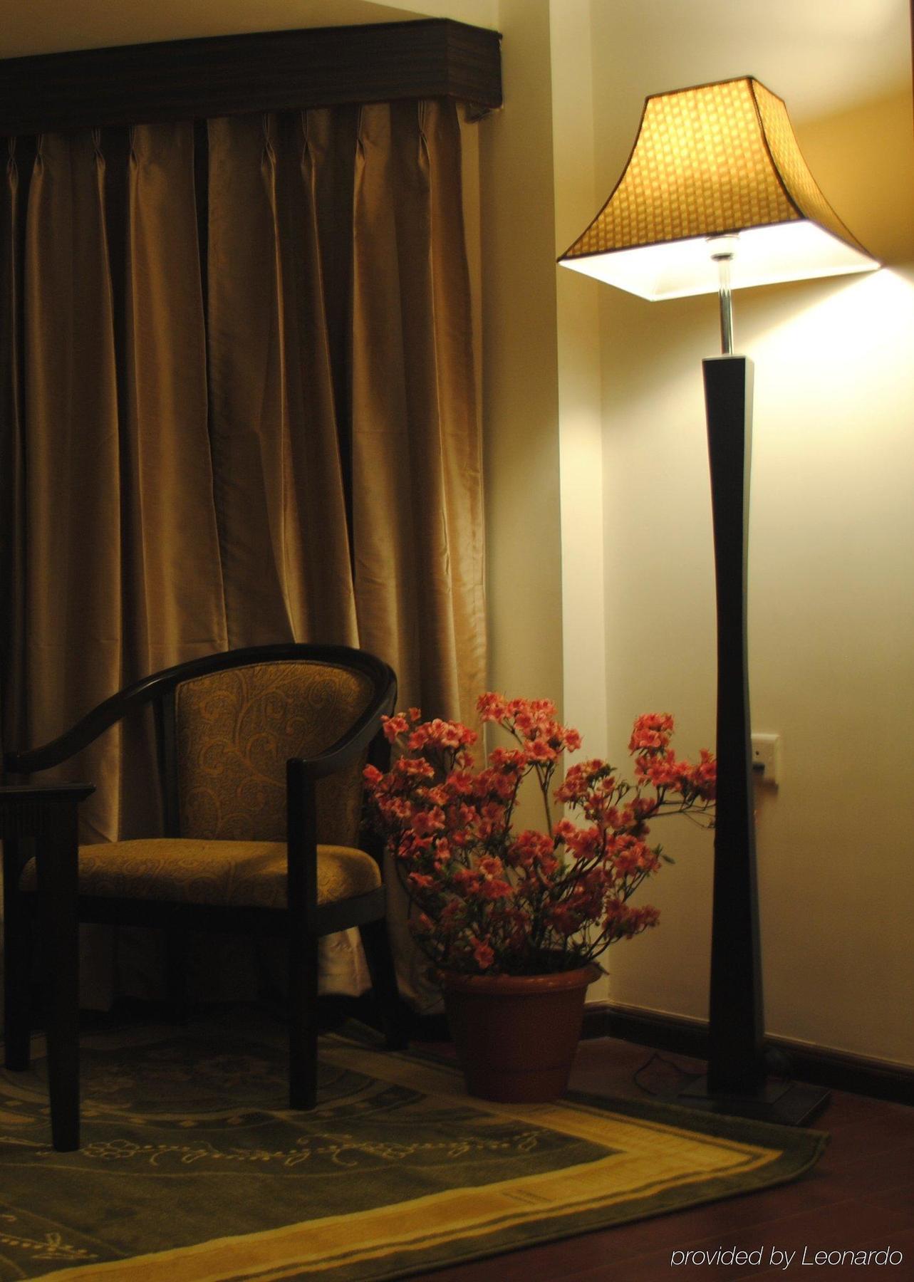 R.J.Resorts Darjeeling  Bilik gambar