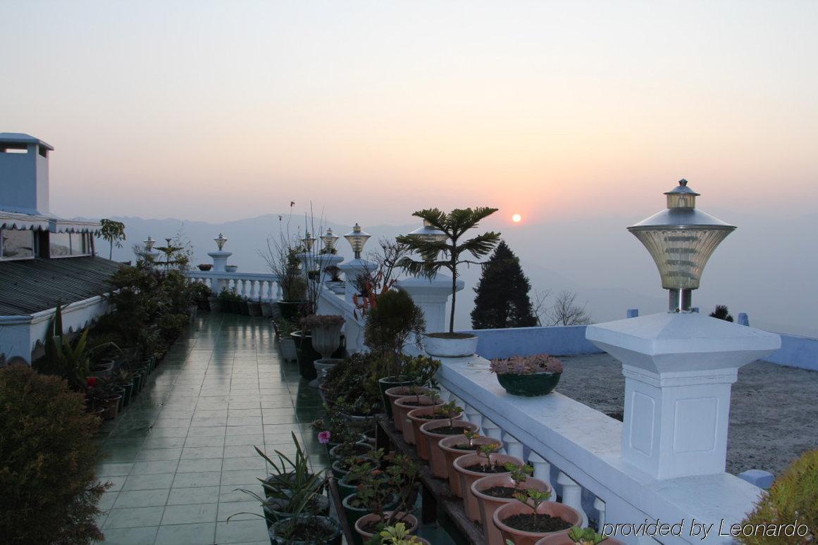 R.J.Resorts Darjeeling  Luaran gambar