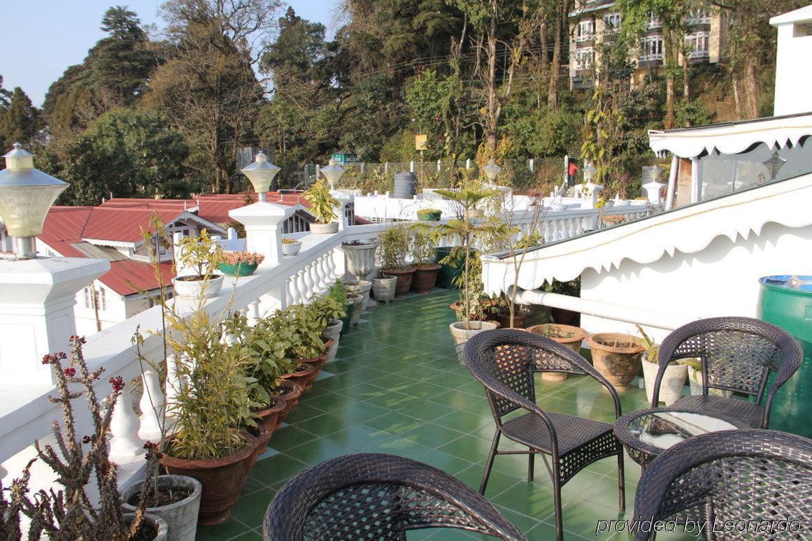 R.J.Resorts Darjeeling  Luaran gambar