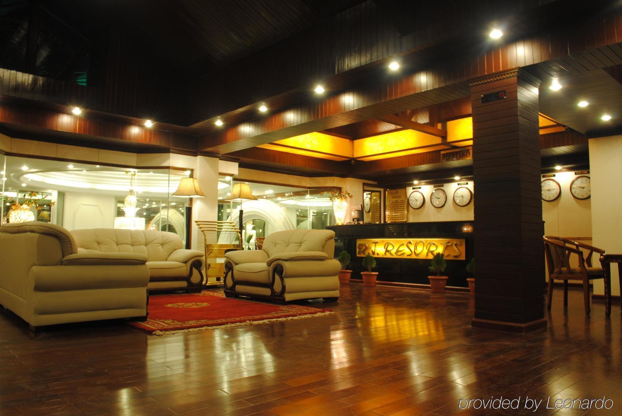 R.J.Resorts Darjeeling  Dalaman gambar