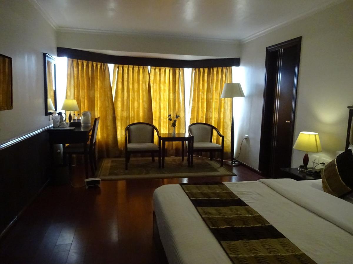 R.J.Resorts Darjeeling  Luaran gambar