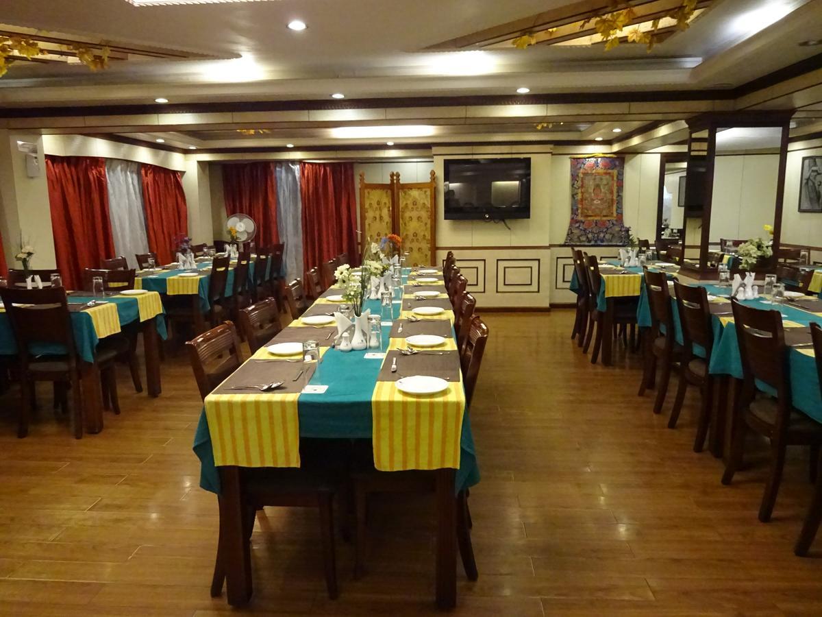 R.J.Resorts Darjeeling  Luaran gambar