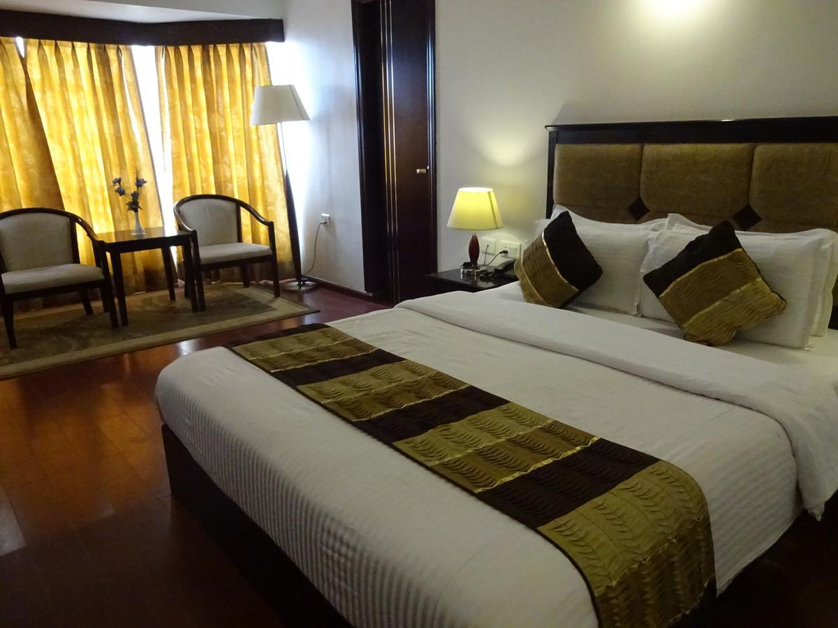 R.J.Resorts Darjeeling  Luaran gambar
