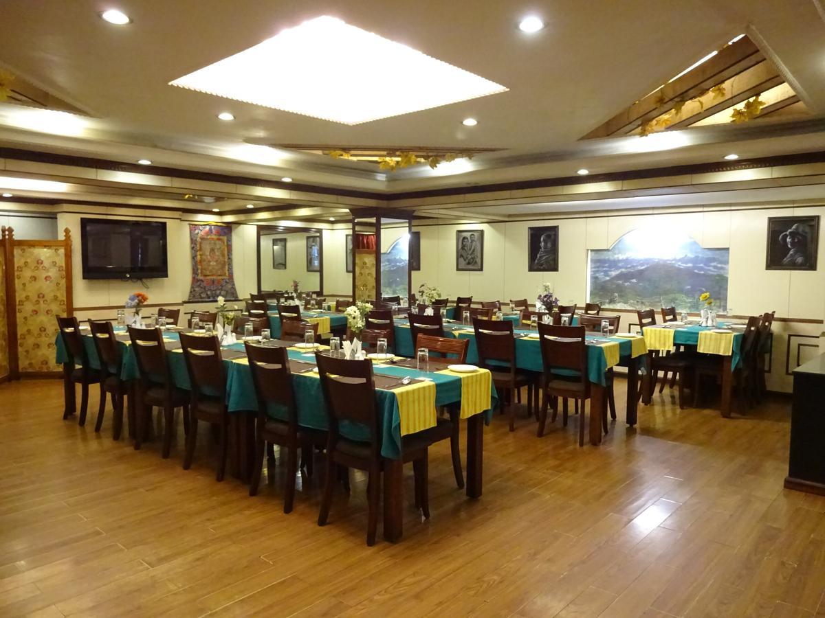 R.J.Resorts Darjeeling  Luaran gambar