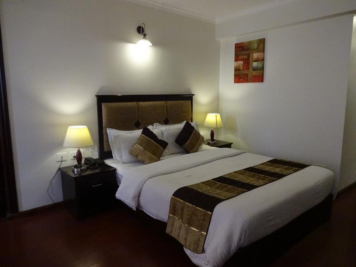 R.J.Resorts Darjeeling  Luaran gambar