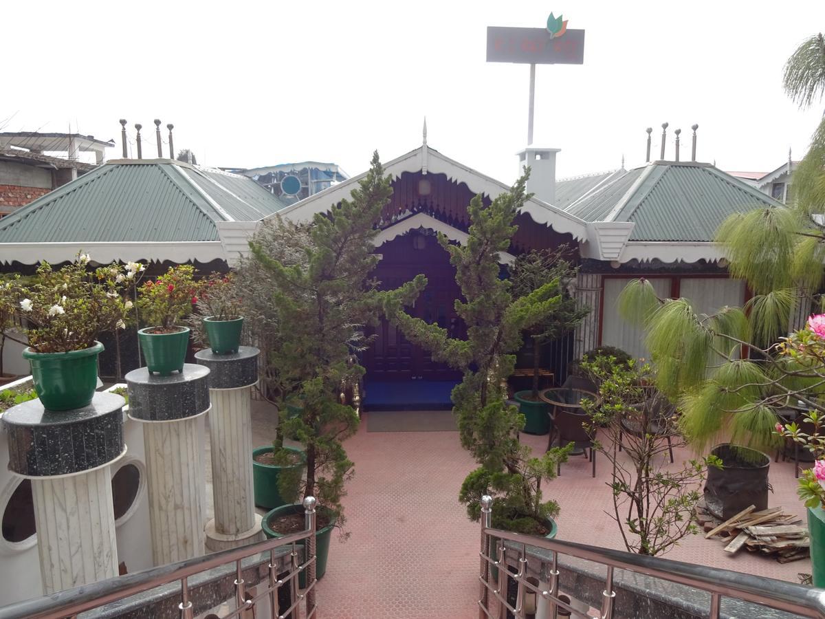 R.J.Resorts Darjeeling  Luaran gambar