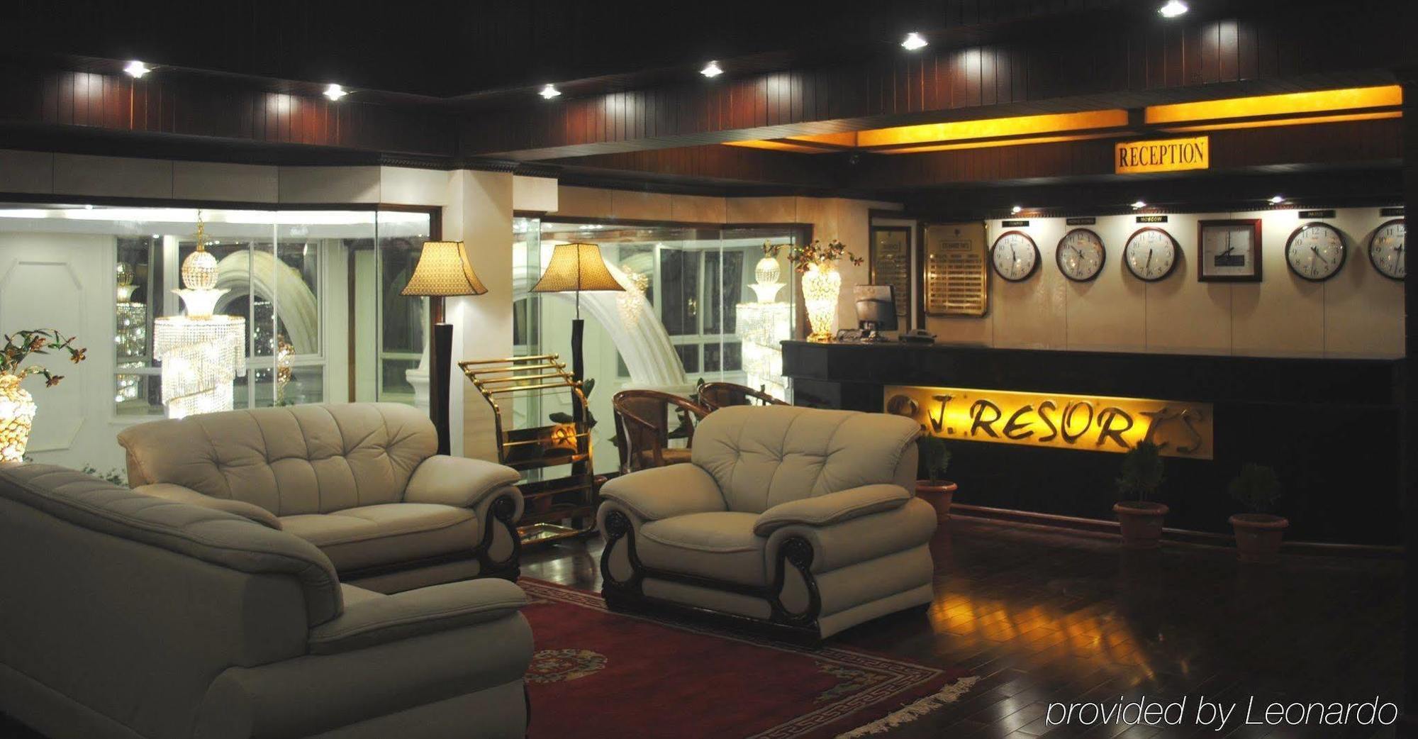 R.J.Resorts Darjeeling  Dalaman gambar